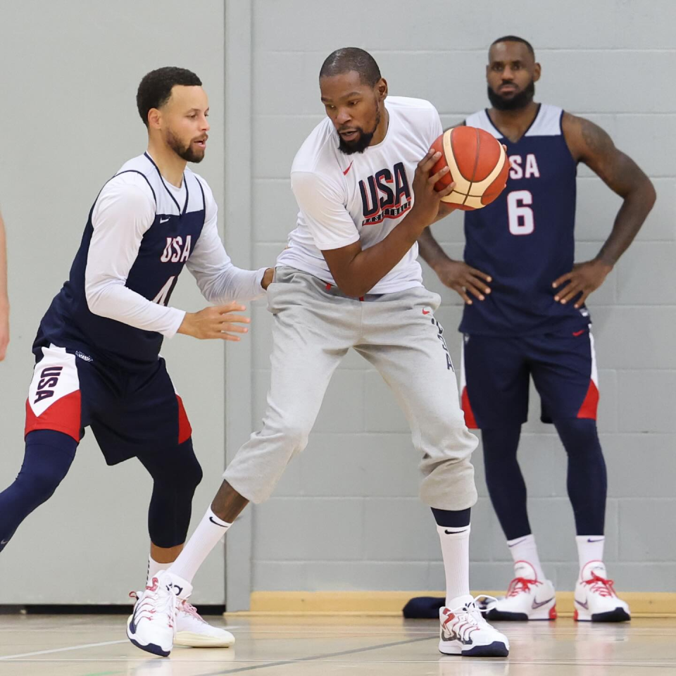 Jiuyou Sports-风云突变阿斯顿维拉窗口期调整名单库里与40激战IG分钟，网友：孟菲斯灰熊集结日篮板制胜的简单介绍